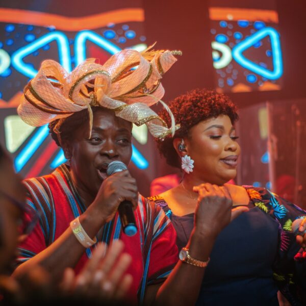 IDI EBUBE by FUNMI UNSTOPPABLE ft MAUREEN IDI EBUBE by FUNMI UNSTOPPABLE ft MAUREEN